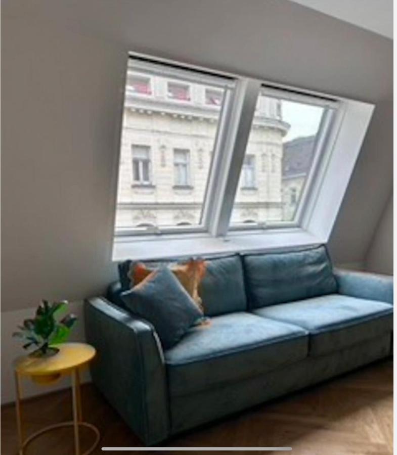 Freshly Renovated Apartment In Trendy Area L Hg21 Wien Exterior foto